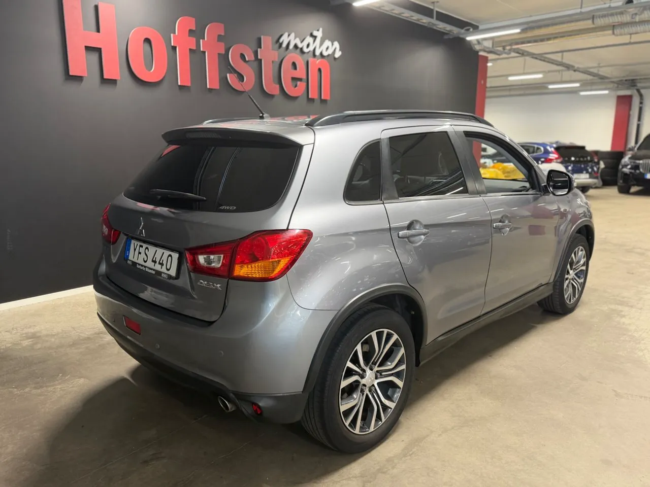 Vehicle image 2