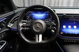 Mercedes E300 bild 18