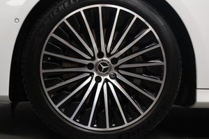Mercedes E300 bild 6