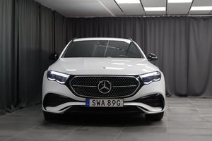 Mercedes E300 bild 3