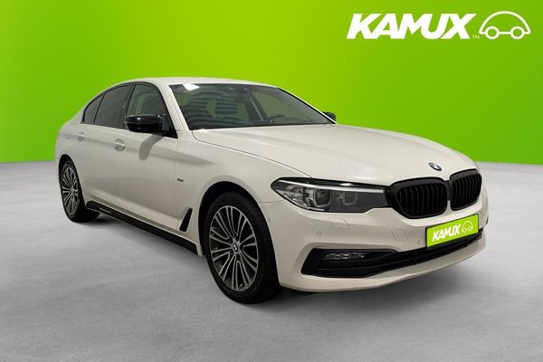BMW 520 d Sedan Sport line Backkamera Navi 190hk - 2018