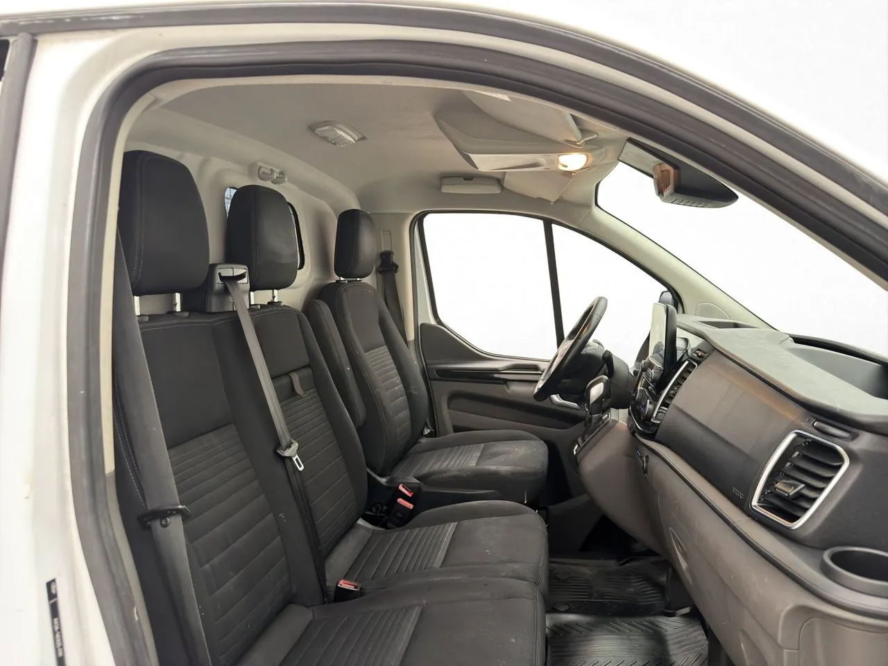 Vehicle image 31
