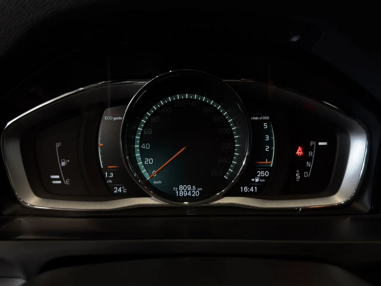 Vehicle image 15