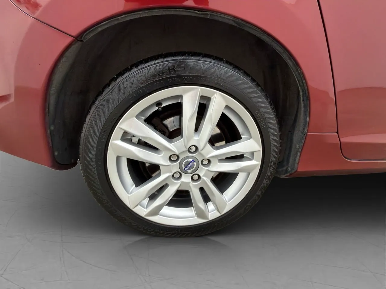 Vehicle image 23