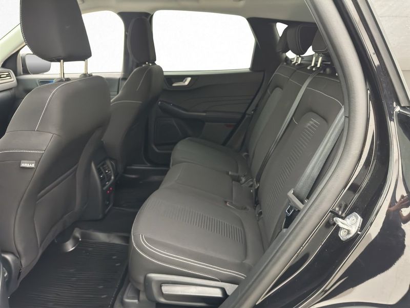 Ford Kuga bild 25