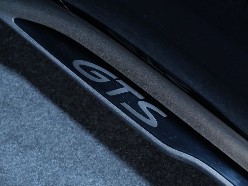 Porsche Taycan bild 4
