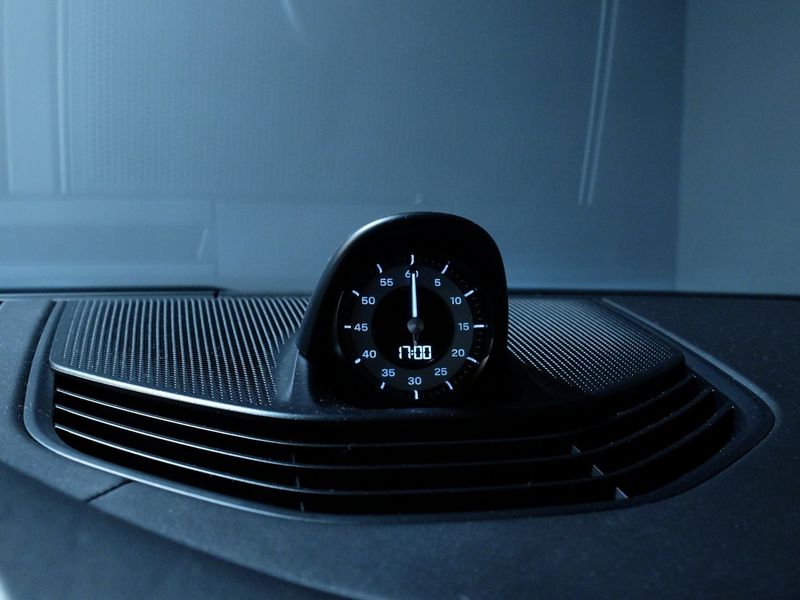 Porsche Taycan bild 14