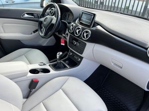 Mercedes B200 bild 7
