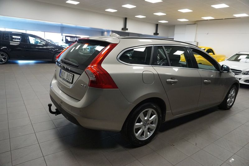 Volvo V60 bild 8