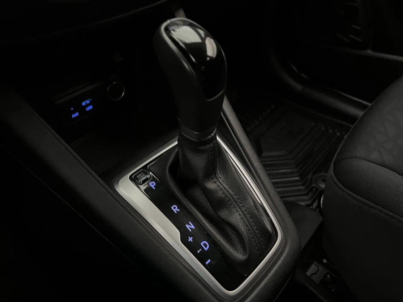 Vehicle image 22