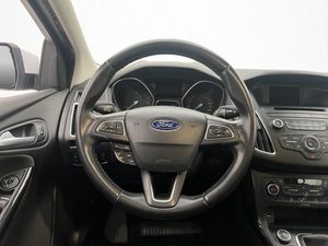 Ford Focus bild 14