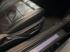 Ford Mustang bild 18