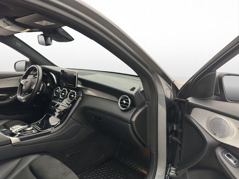 Mercedes GLC220 bild 16