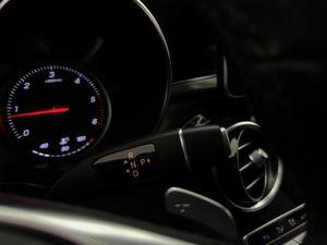 Mercedes GLC220 bild 27