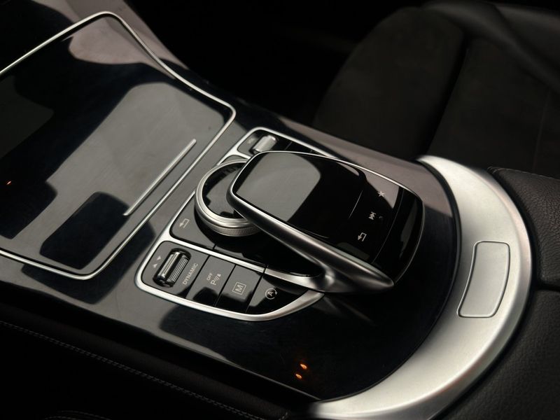 Mercedes GLC220 bild 28