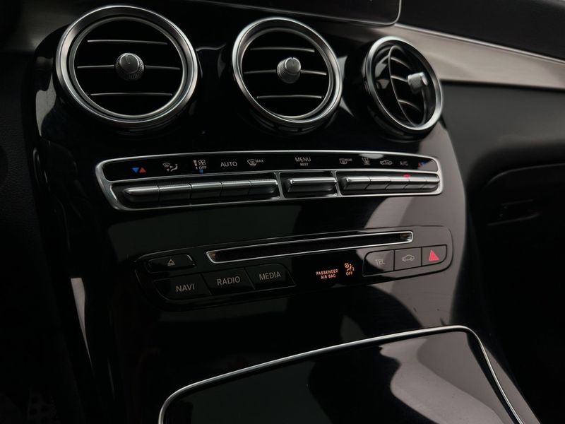 Mercedes GLC250 bild 24