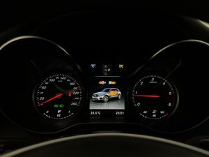 Mercedes GLC250 bild 15