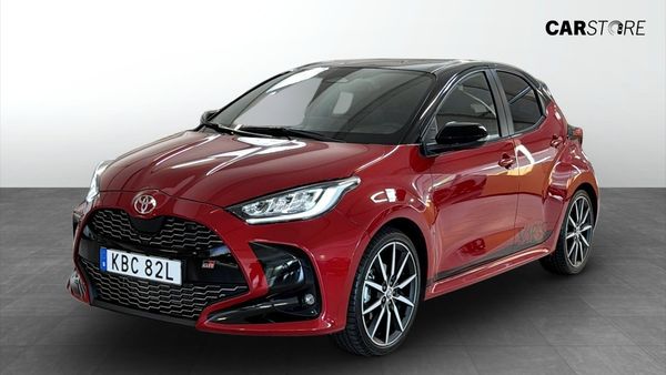 Toyota Yaris GR HYBRID GR-Sport 130HK / Blis / Kamera / CarPlay - 2025