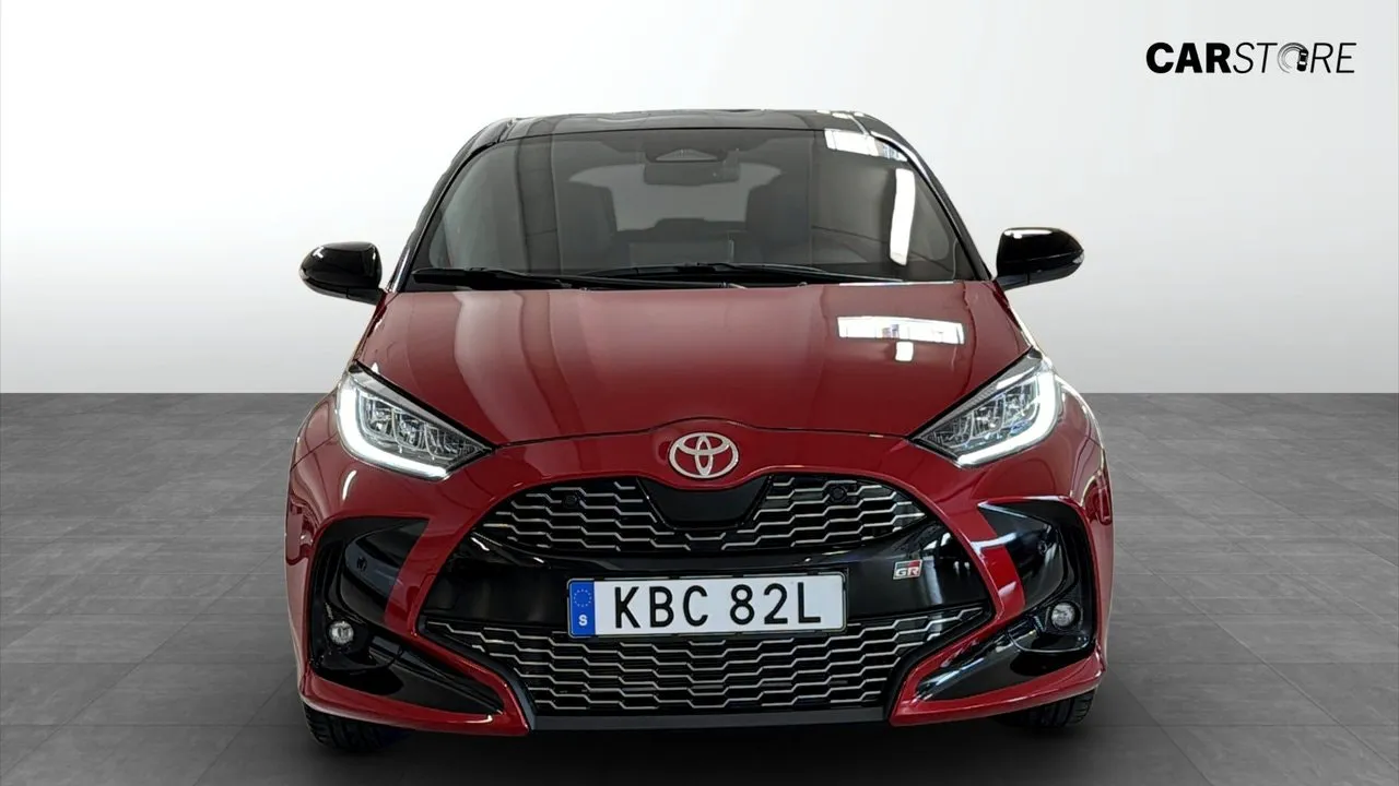 Vehicle image 7
