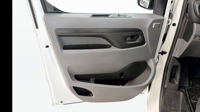 Peugeot e-Expert bild 11