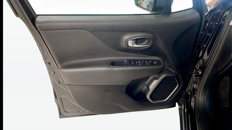Jeep Renegade bild 11