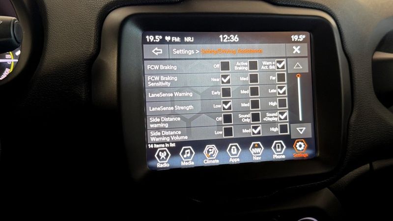 Jeep Renegade bild 15