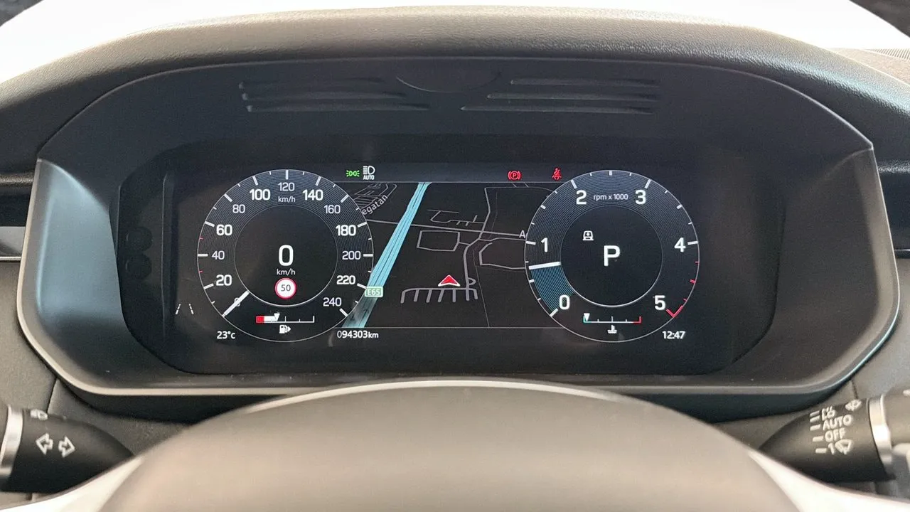 Vehicle image 21