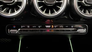 Mercedes EQB250+ bild 18