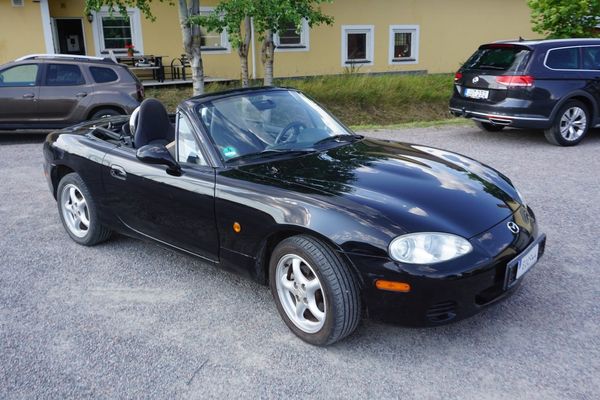 Mazda MX-5 Cab/Hardtop 1.6 10500mil - 2004