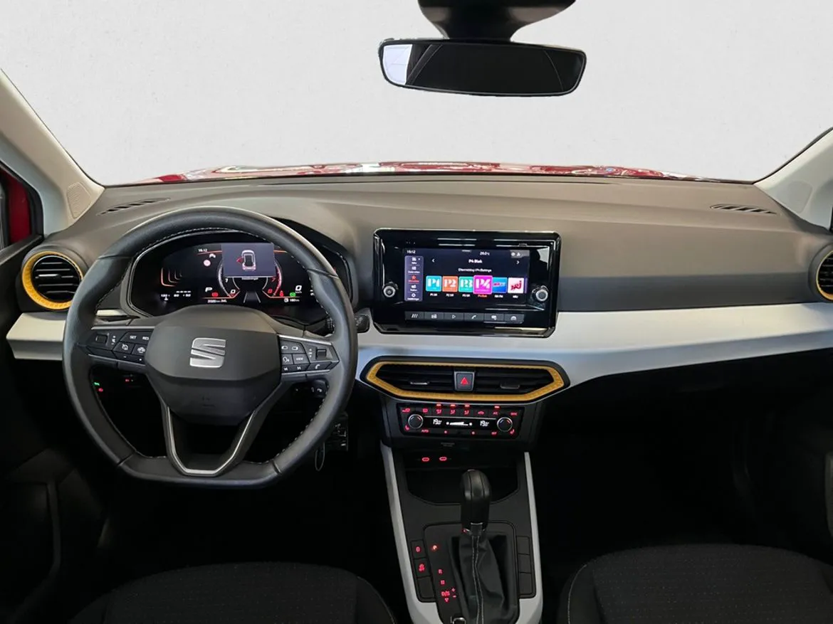Vehicle image 8