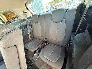 BMW 218 bild 11