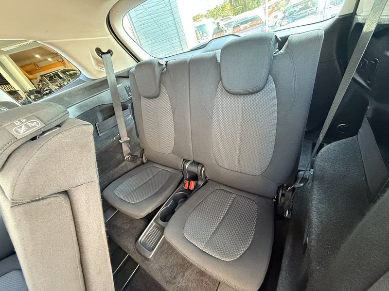 BMW 218 bild 11