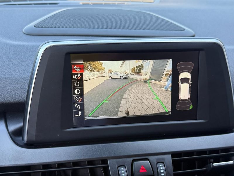 BMW 218 bild 16