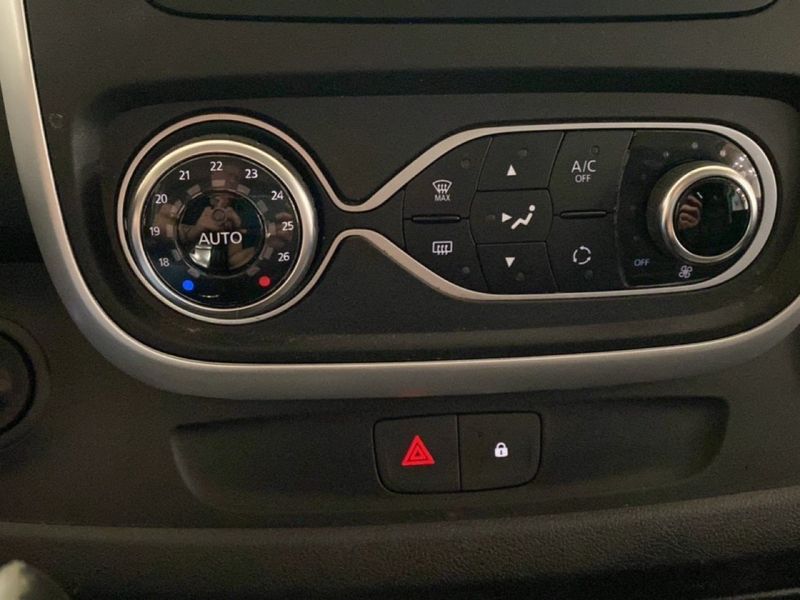 Renault Trafic bild 13