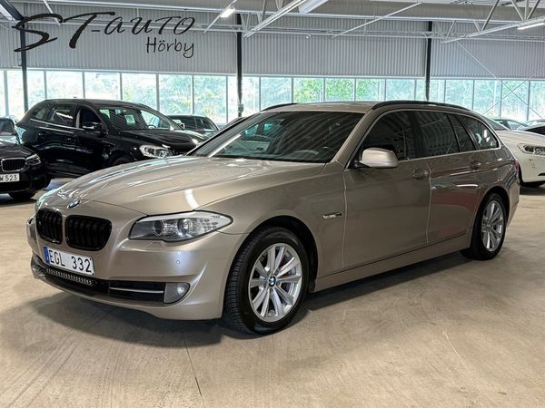 BMW 520 d Touring Steptronic Skinn 184hk - 2011
