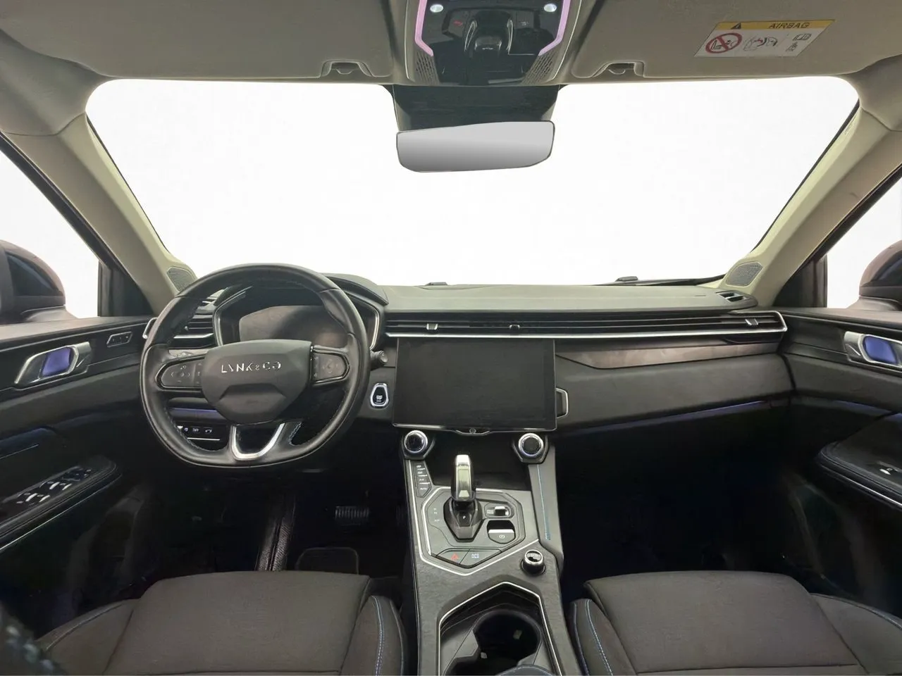 Vehicle image 13