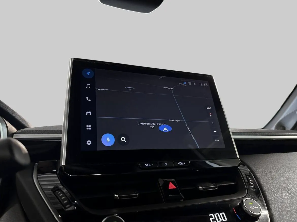 Vehicle image 15