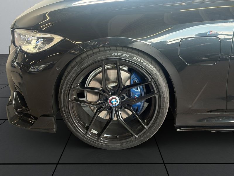 BMW 330 bild 11