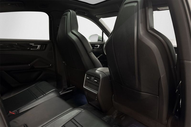 Porsche Cayenne bild 13