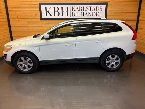 Volvo XC60 D3 Momentum Euro 5 - 2011