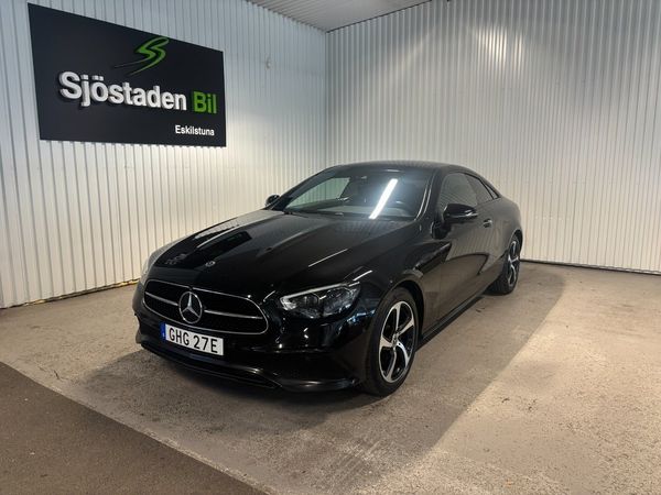 Mercedes E200 4MATIC Coupé 9G-Tronic Avantgarde Drag/360kam/Navi - 2021