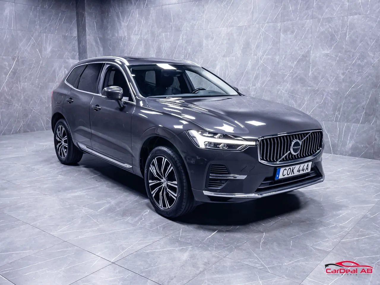 Vehicle image 8