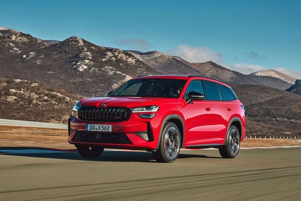 Skoda Kodiaq RS 2.0TSI 265HK 4X4 DRAG/KAMPANJPRIS HOS BILIA NACKA! - 2026
