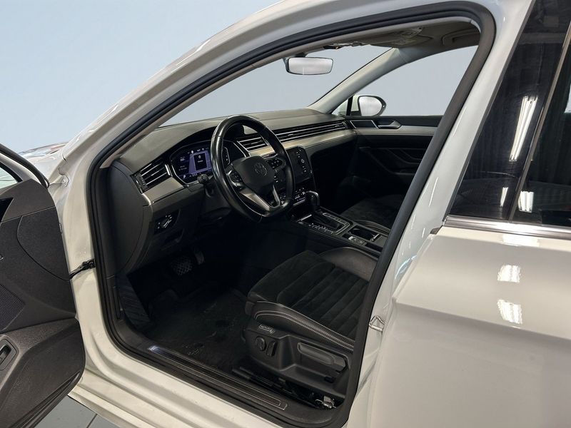 Volkswagen Passat bild 7
