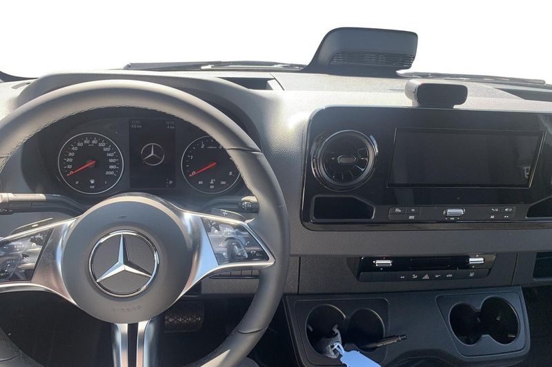 Mercedes Sprinter bild 7