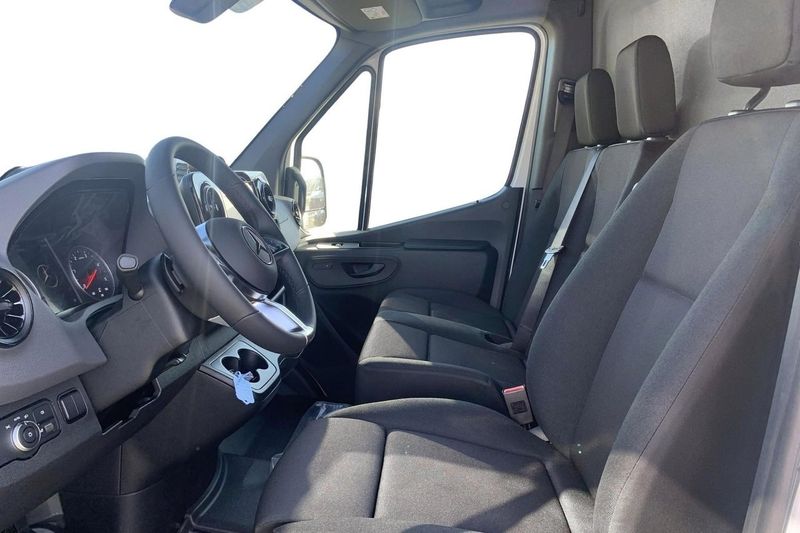 Mercedes Sprinter bild 8