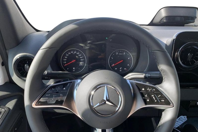 Mercedes Sprinter bild 4