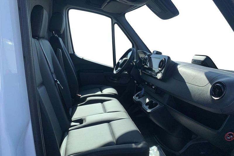 Mercedes Sprinter bild 8