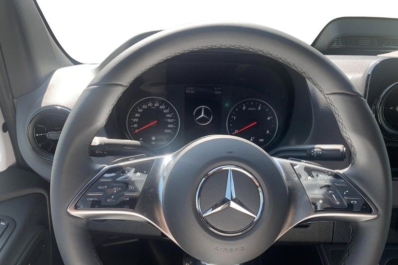 Mercedes Sprinter bild 8