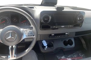 Mercedes Sprinter bild 7